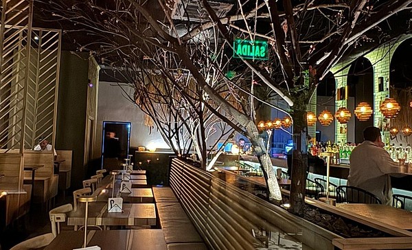 Restó gourmet desembarca en la zona más caliente de Bv. Oroño | Punto Biz