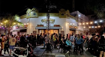 Vienen de Pichincha, se unen a un clásico y abren bodegón en Arroyito