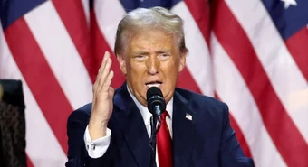 Trump defendió los aranceles, criticó a China y apuntó contra la FED 
