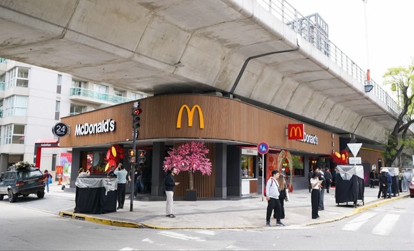 Abrió el único McDonald's de Argentina que vende comida china | Punto Biz
