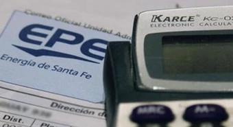 Sólo por lo que distribuye la EPE se pagarán $ 7.800 más por mes de luz