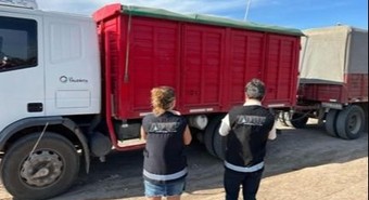 Afip desarticuló millonaria evasión con granos en el cordón industrial