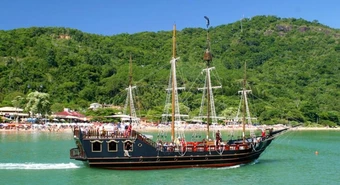 Cuánto sale la excursión en el Barco Pirata y qué playas recorre