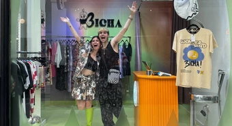 Empezaron con la ropa de la abuela, y ahora estrenaron local de diseño